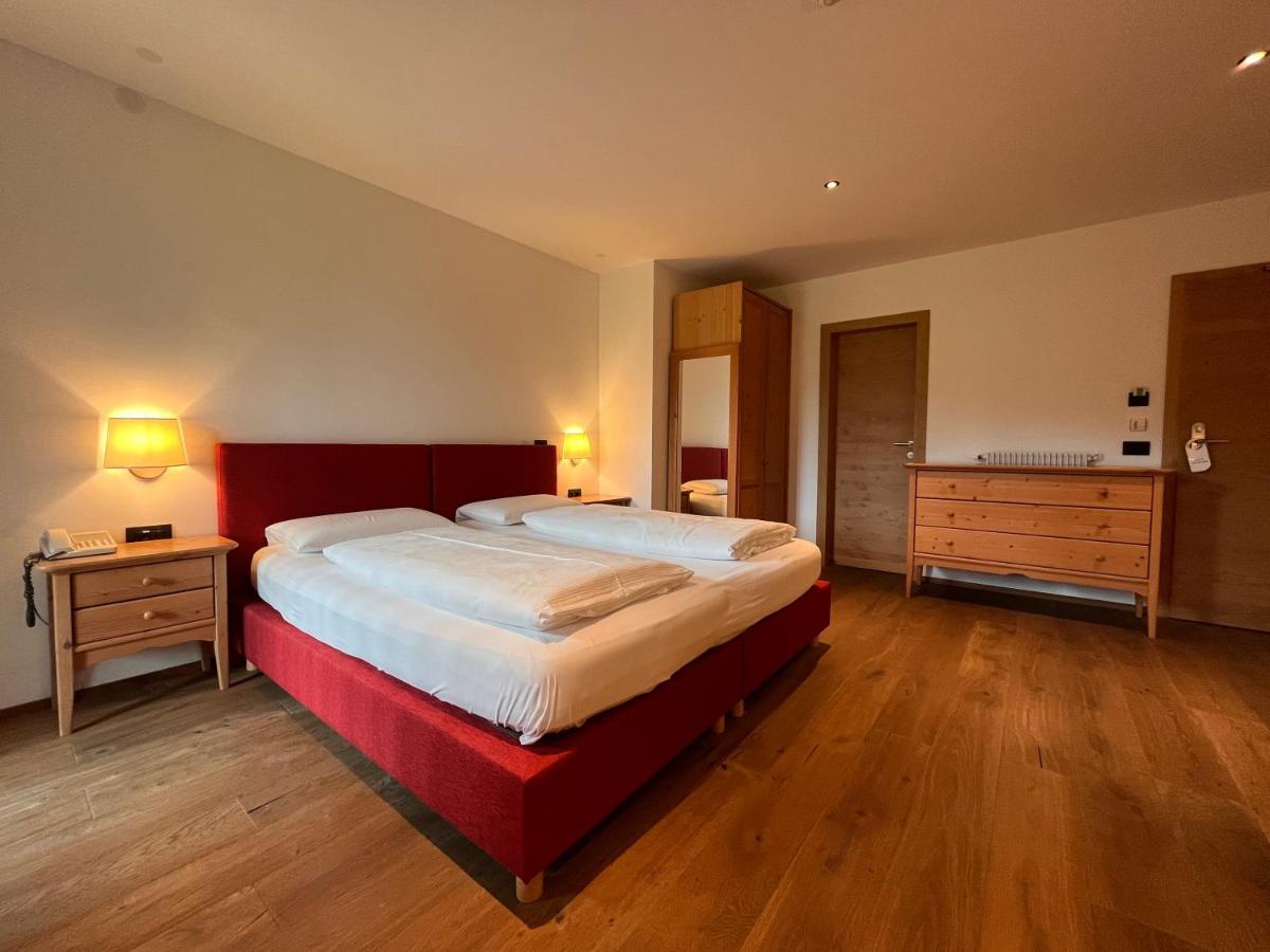 Hotel Krondlhof Bruneck Exteriör bild