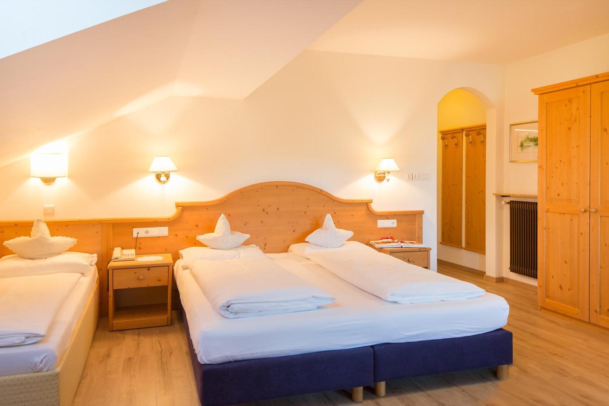 Hotel Krondlhof Bruneck Rum bild