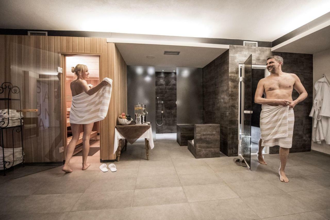 Hotel Krondlhof Bruneck Exteriör bild